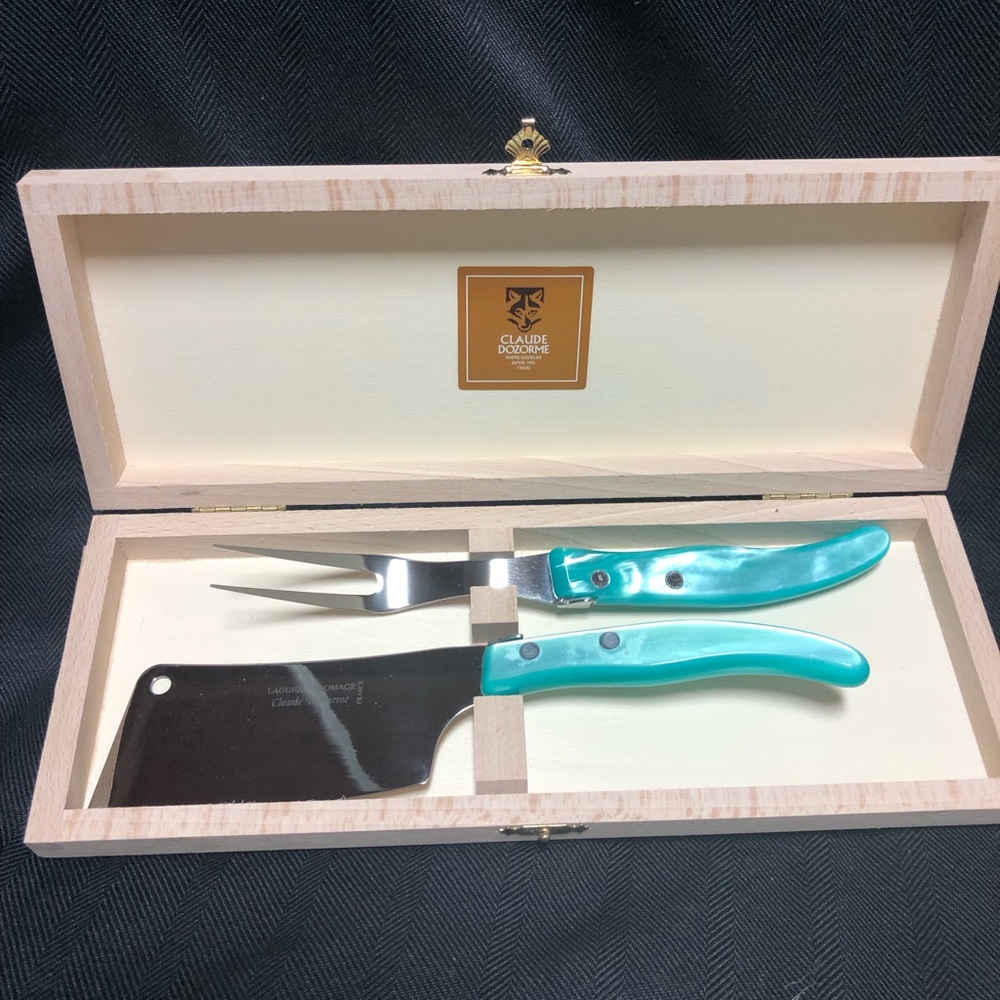 Laguiole Claude Dozorme Turquoise Cheese Knife Set